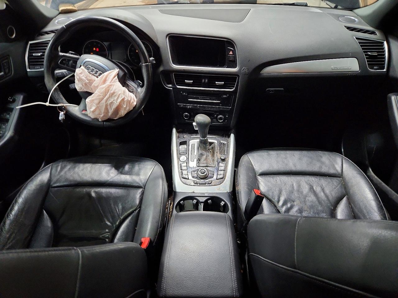 2010 AUDI Q5