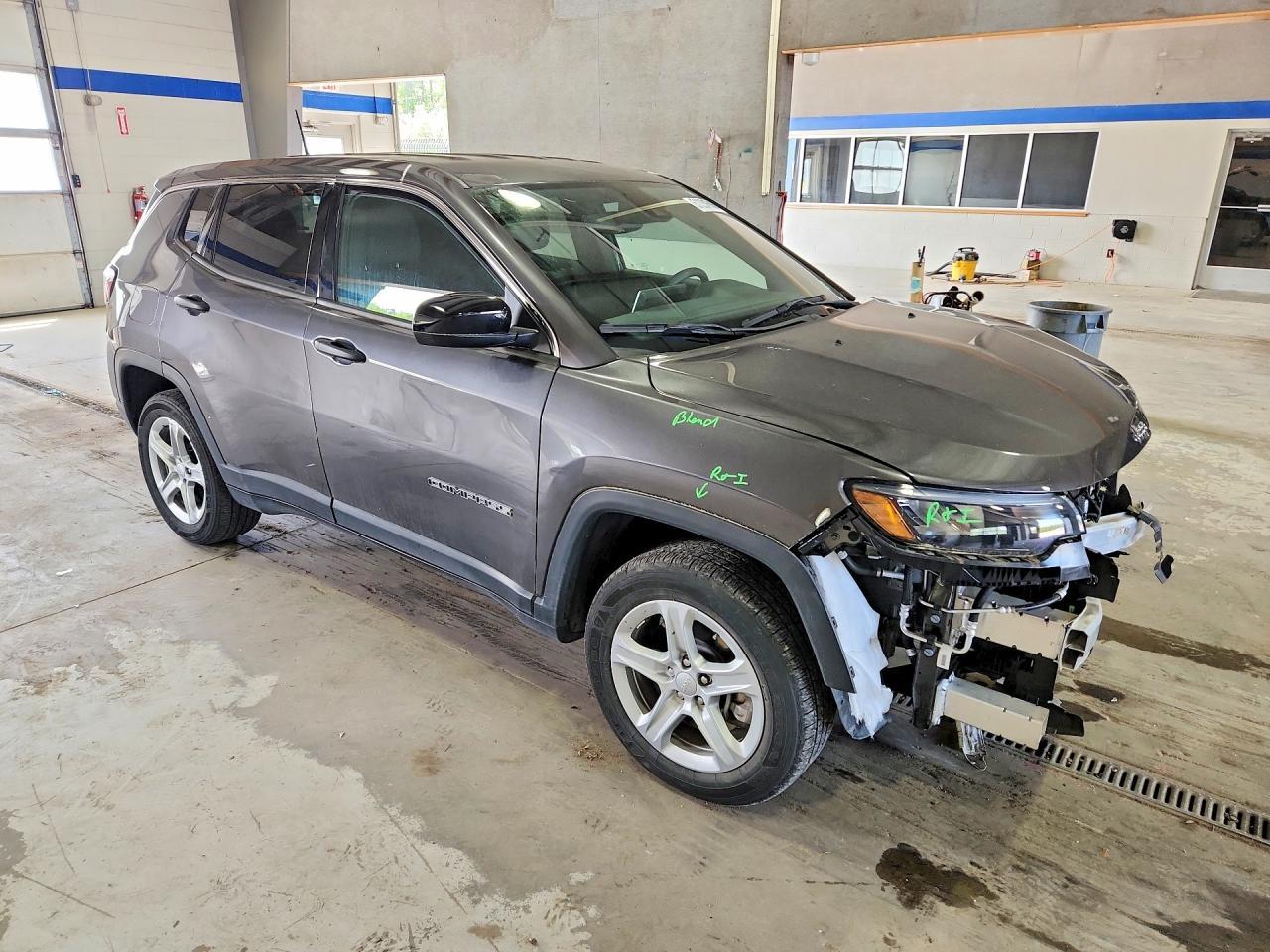 2023 JEEP Compass