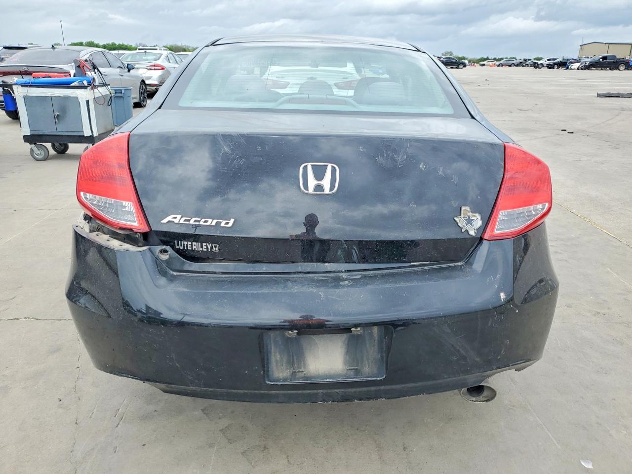 2011 HONDA ACCORD