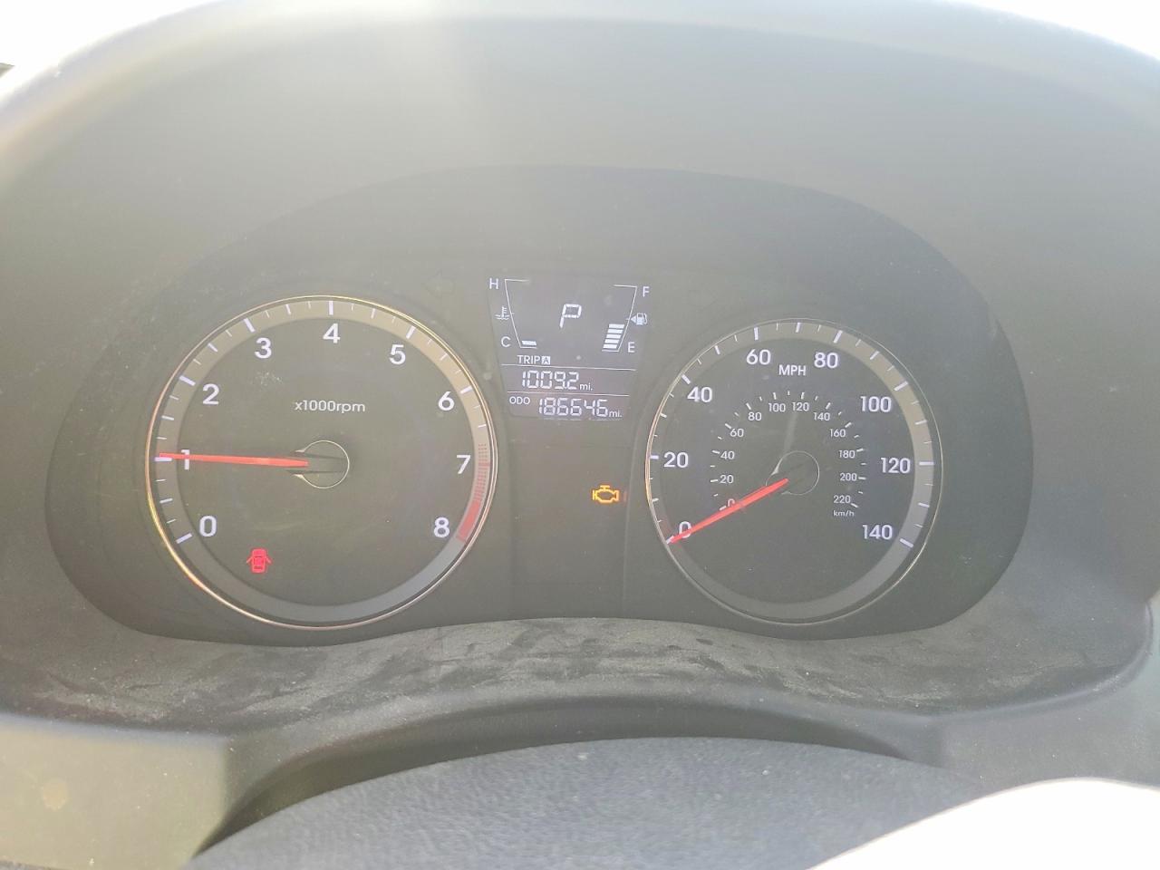 2012 HYUNDAI ACCENT