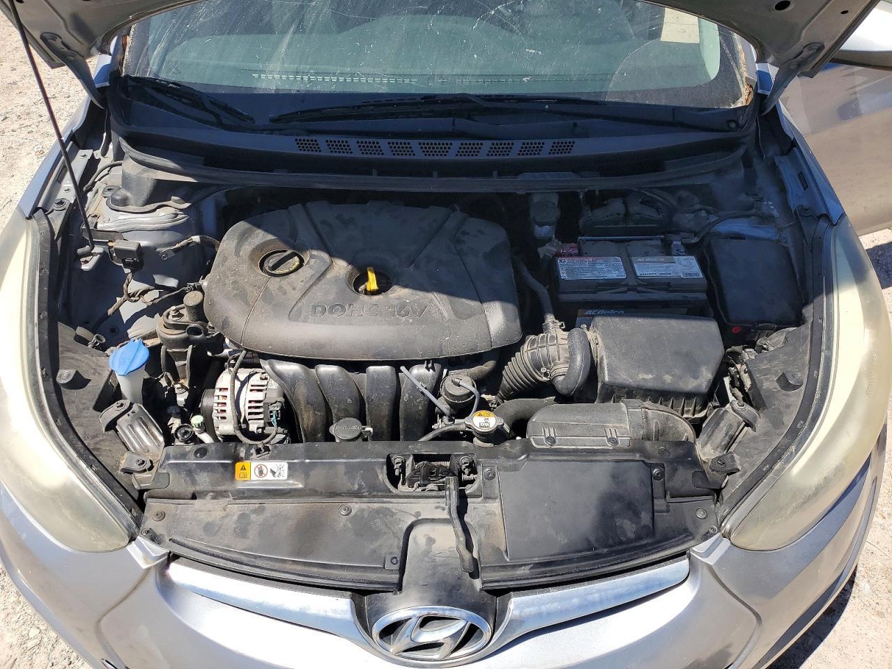 2016 HYUNDAI ELANTRA