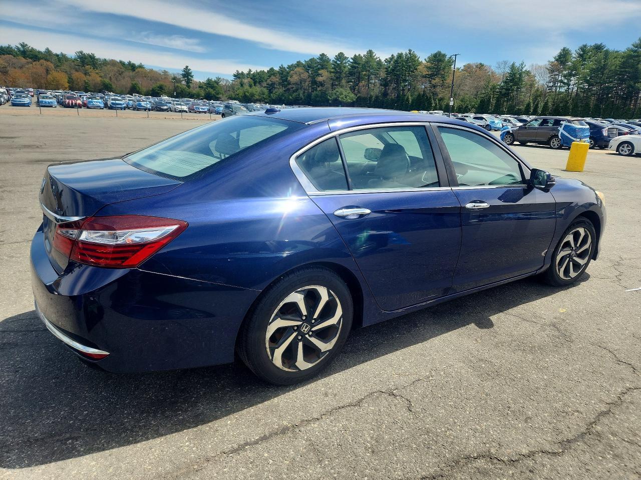 2016 HONDA ACCORD