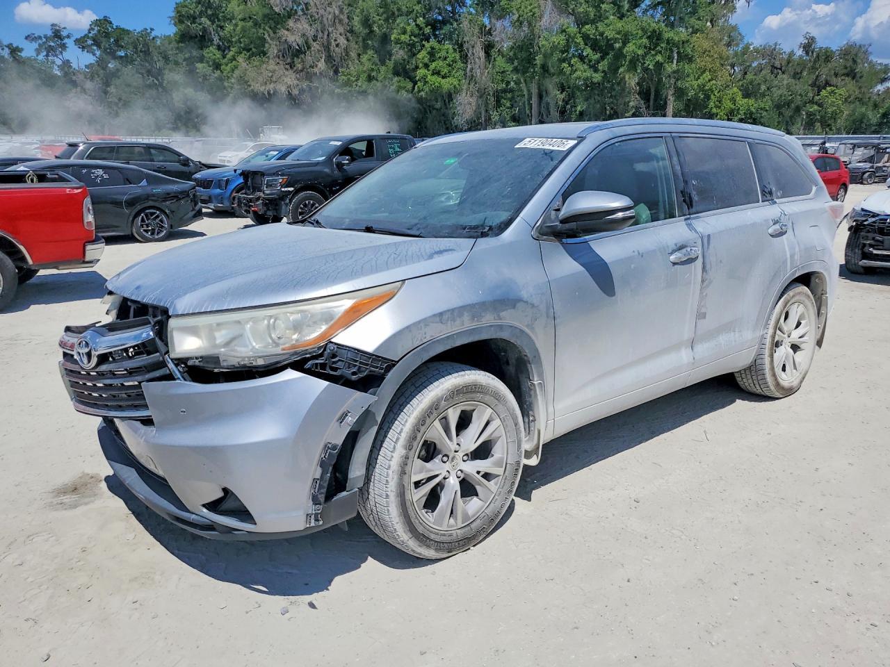 2014 TOYOTA HIGHLANDER