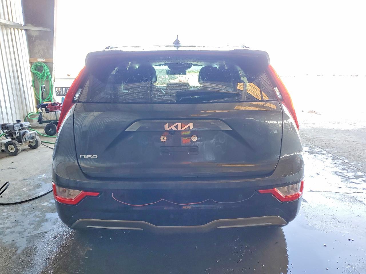 2023 KIA Niro