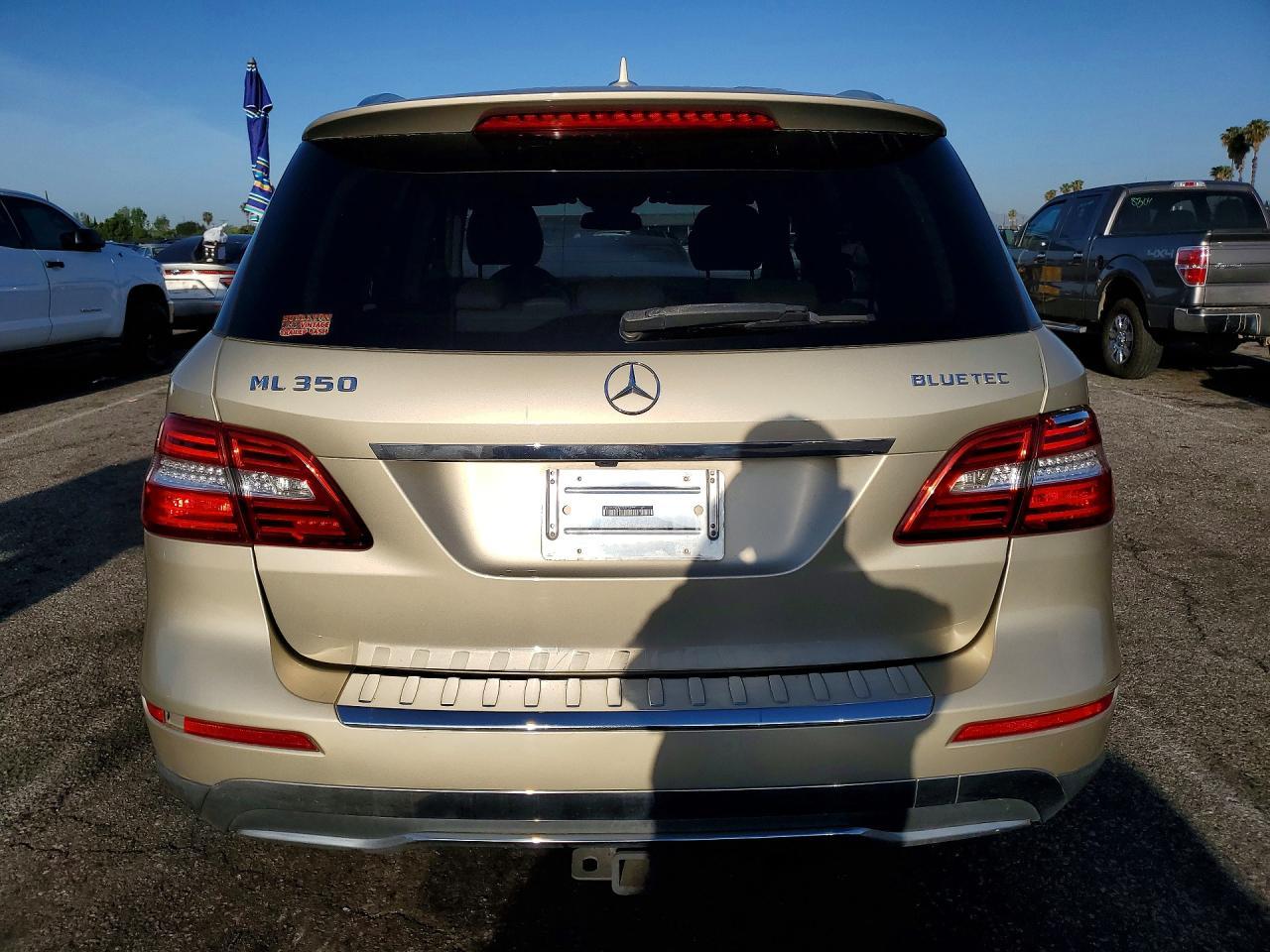 2012 MERCEDES-BENZ ML-Class