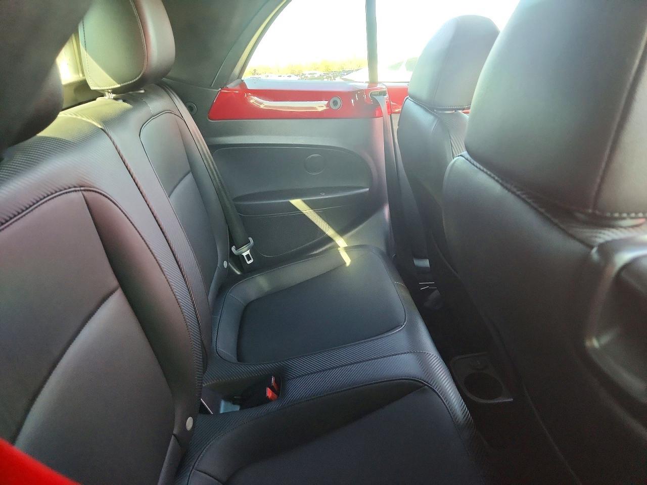 2015 VOLKSWAGEN Beetle