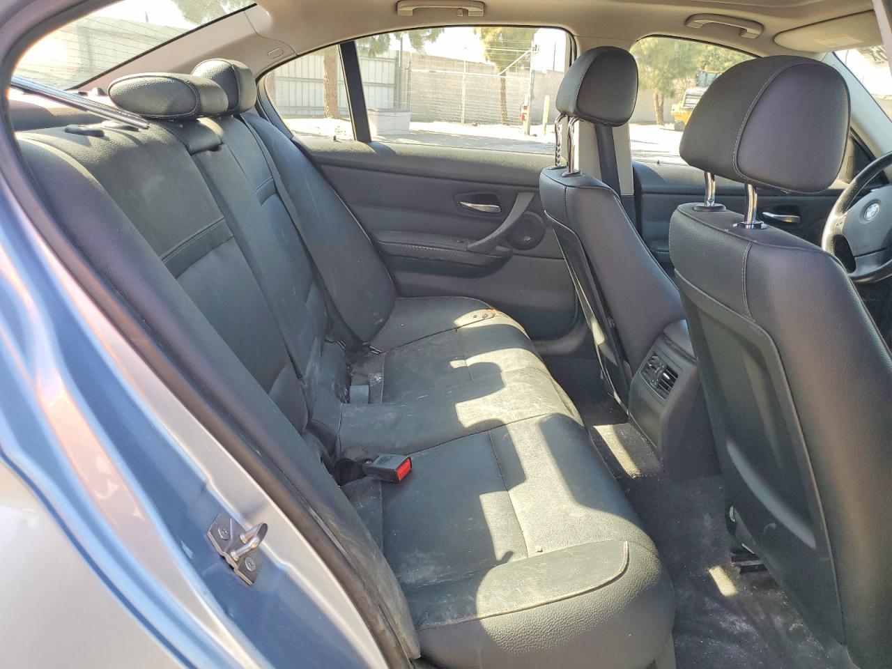 2011 BMW 3 SERIES