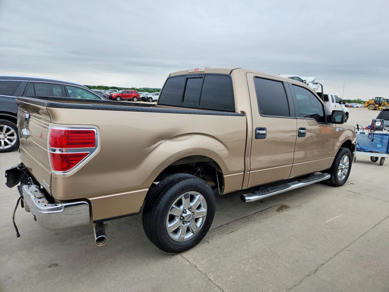 2013 FORD F-150 Lightning