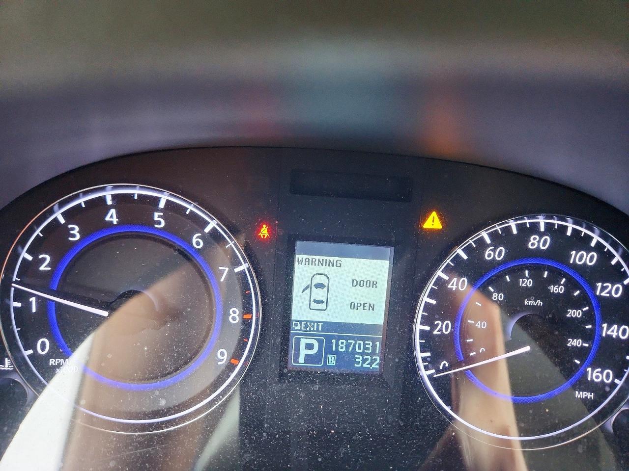 2010 INFINITI G37