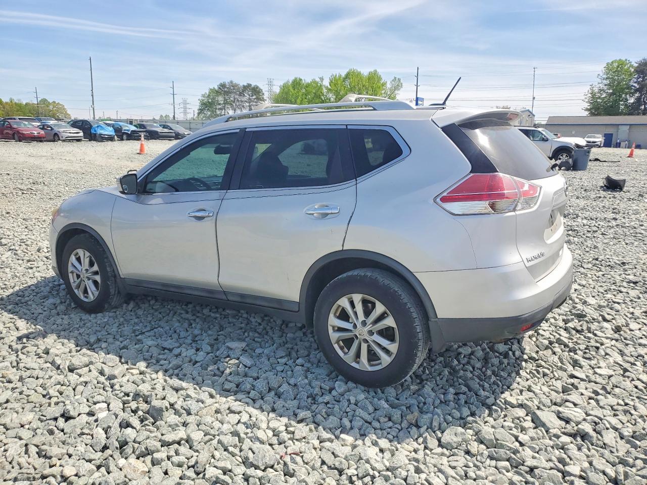 2015 NISSAN ROGUE