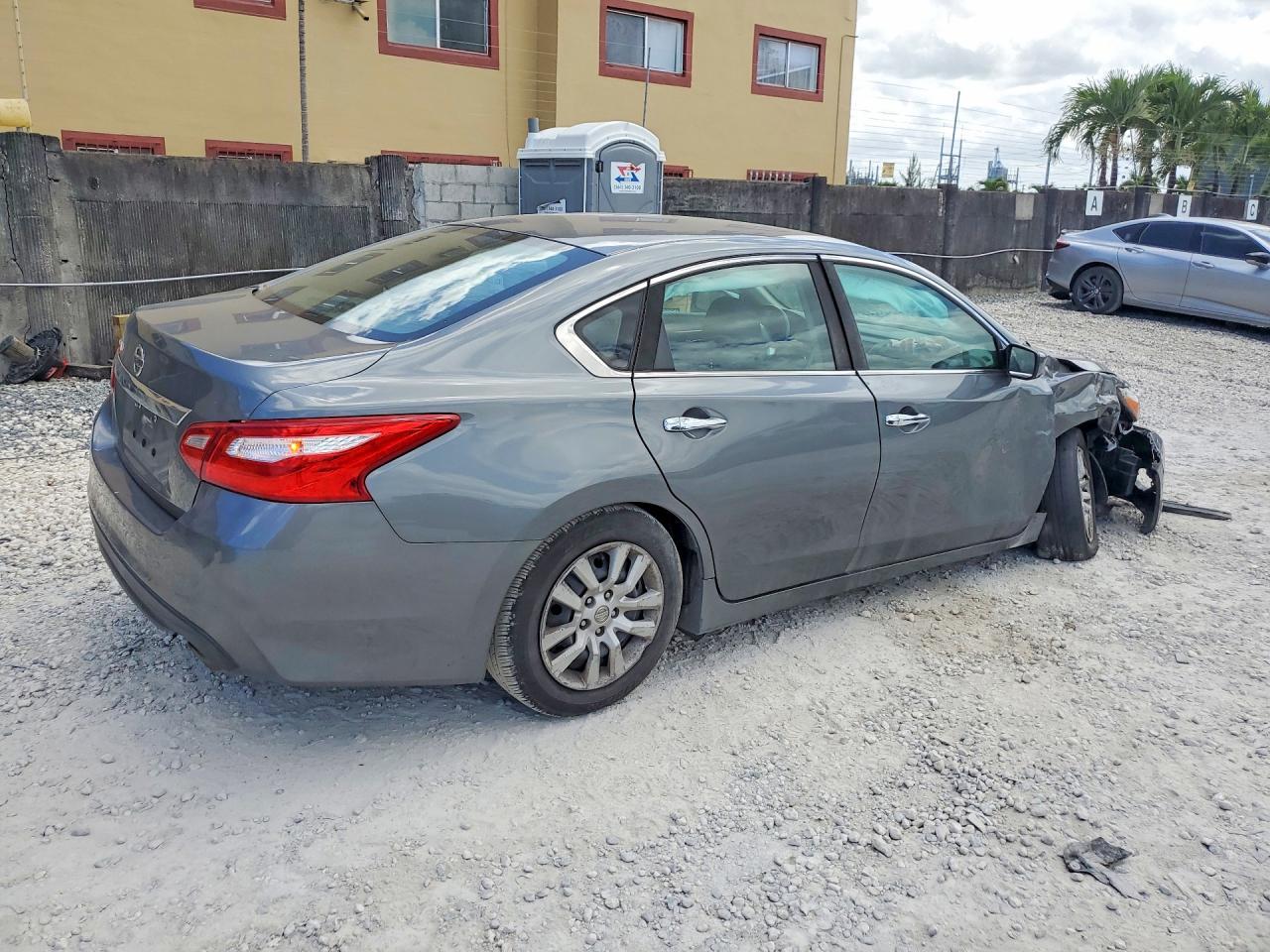 2017 NISSAN ALTIMA