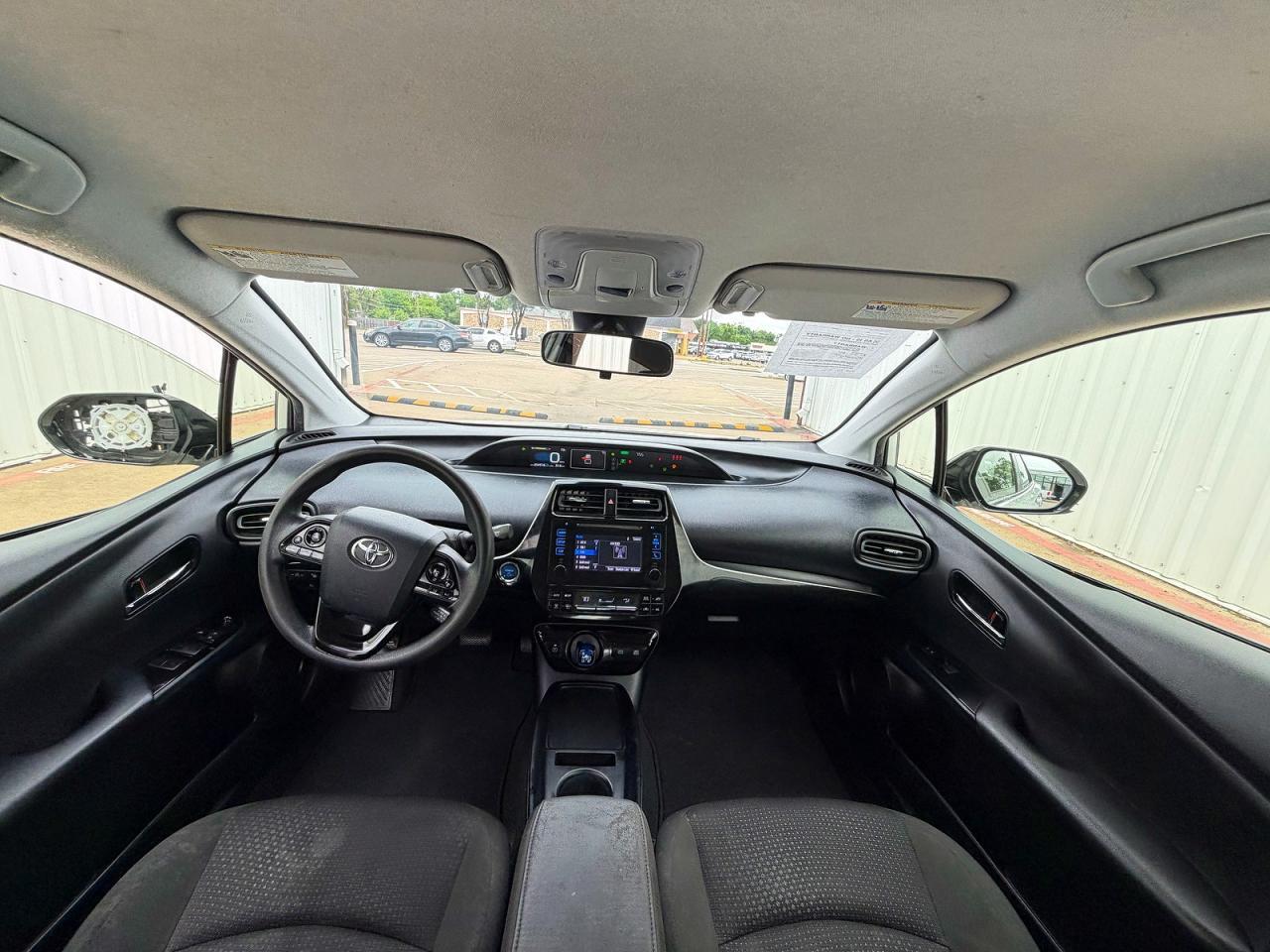 2019 TOYOTA PRIUS