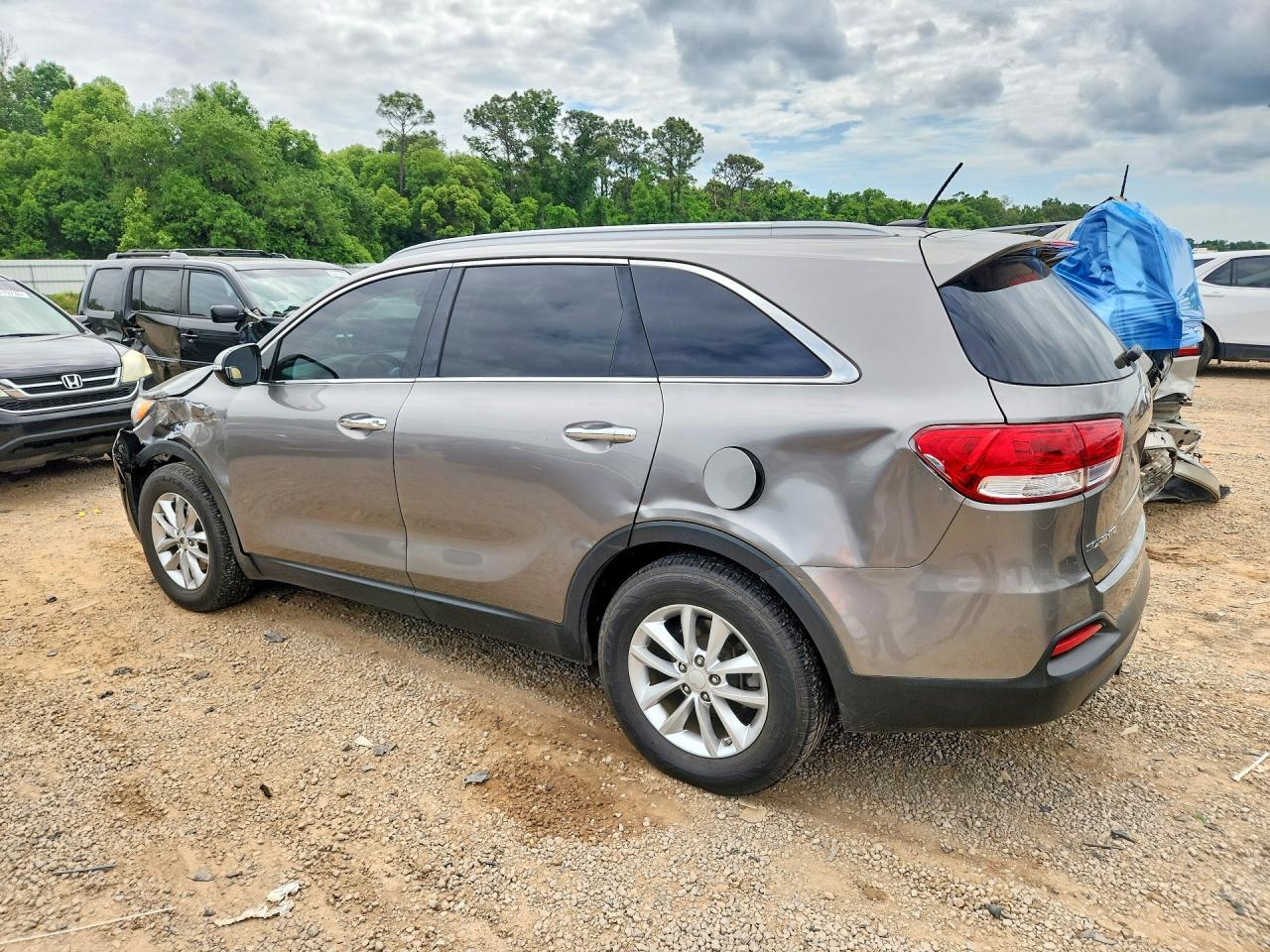 2017 KIA SORENTO