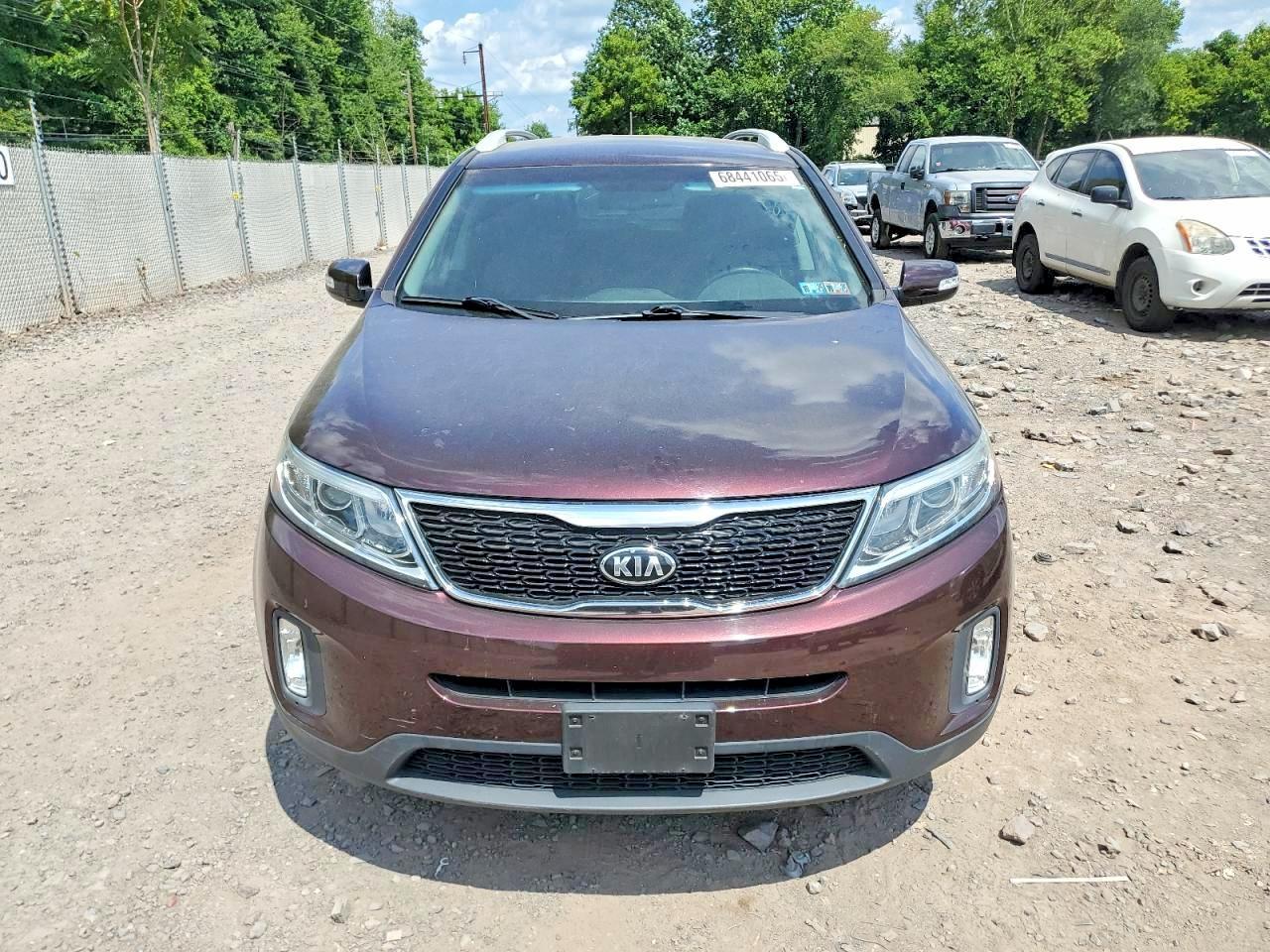2015 KIA SORENTO