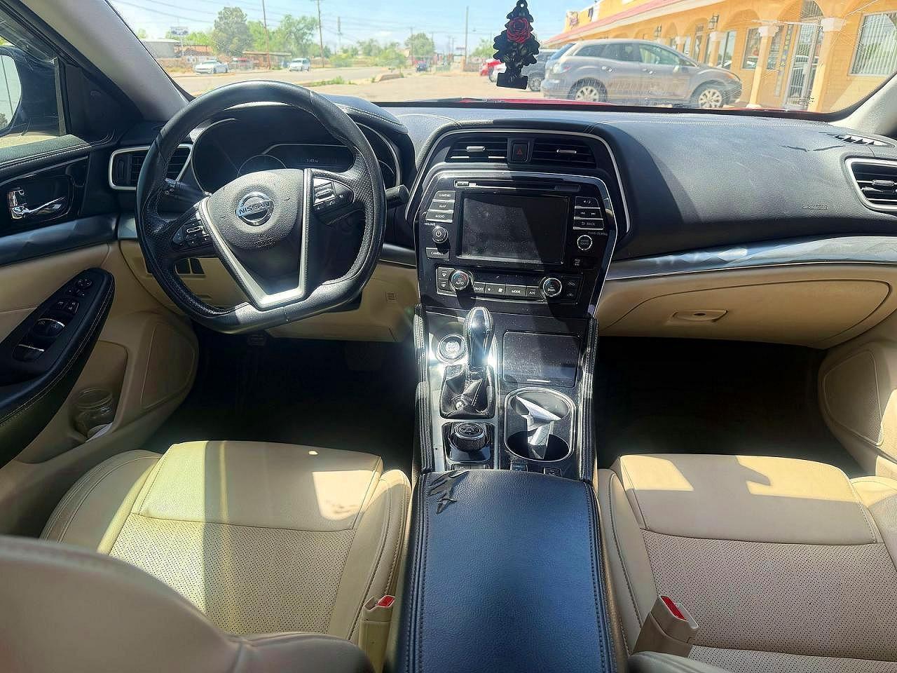 2021 NISSAN Maxima