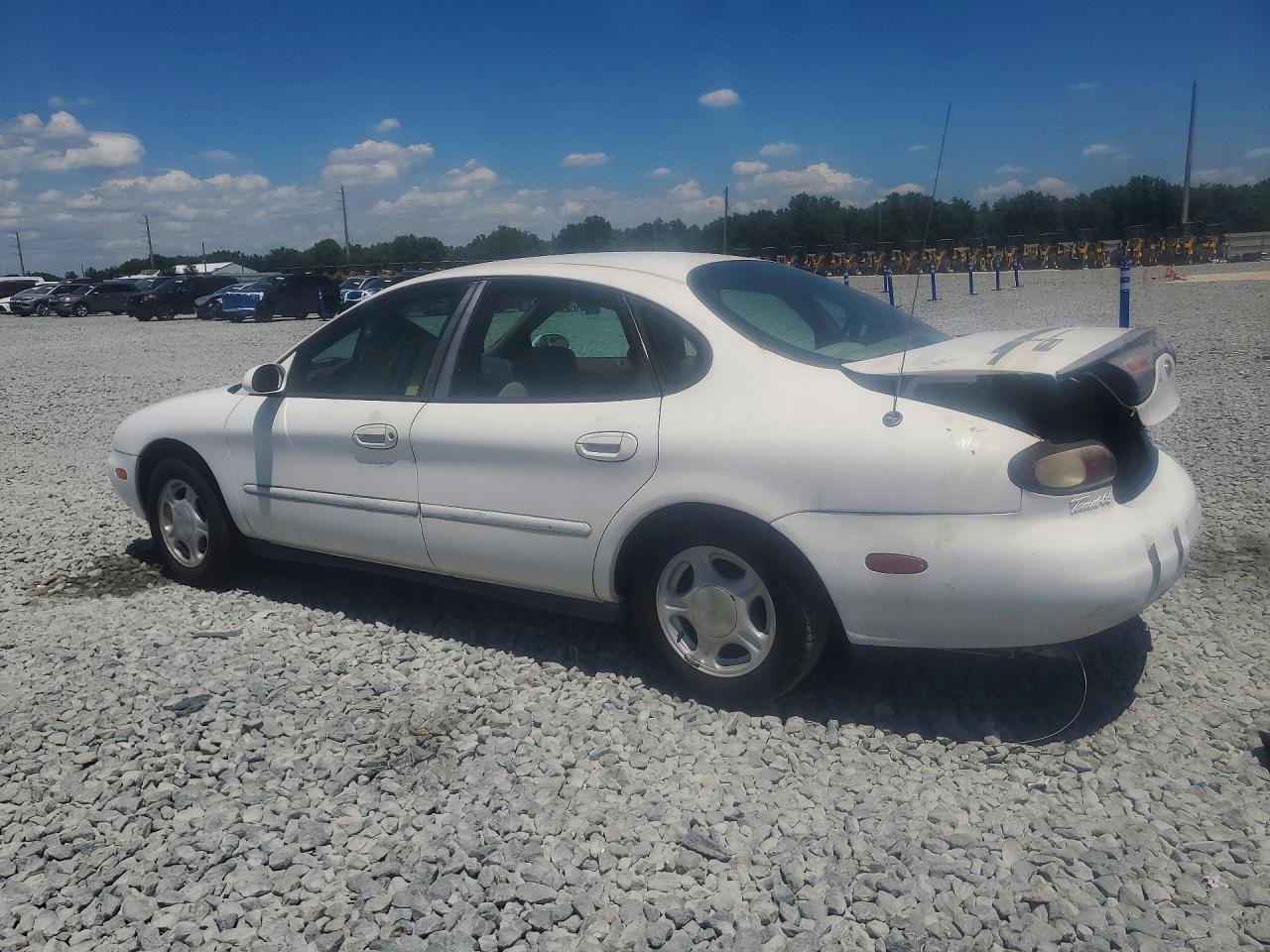 1996 FORD Taurus