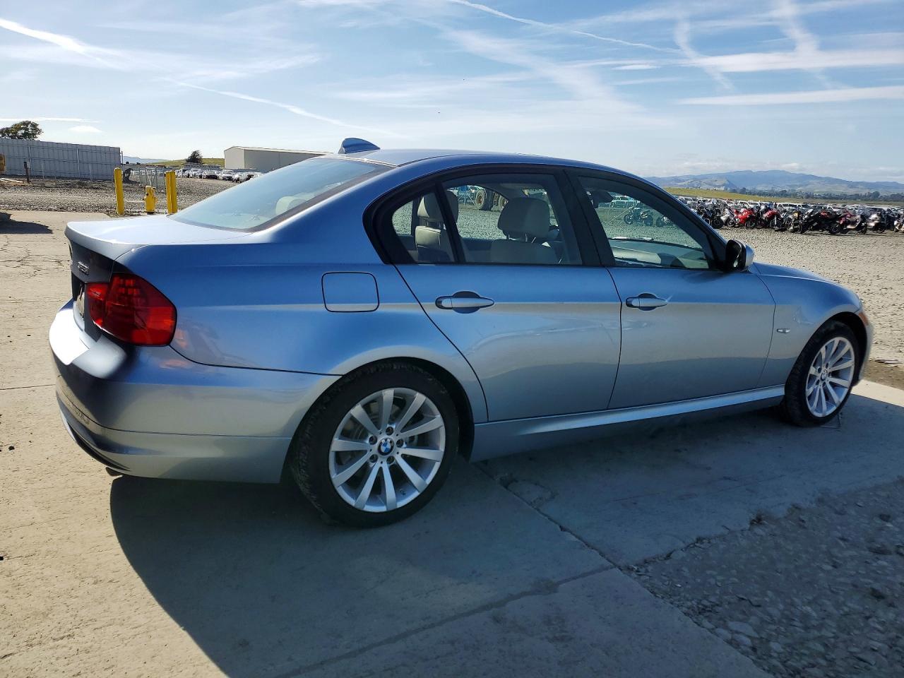 2010 BMW 3 SERIES