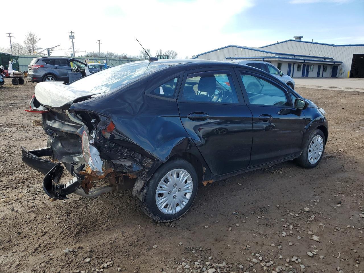 2016 FORD Fiesta
