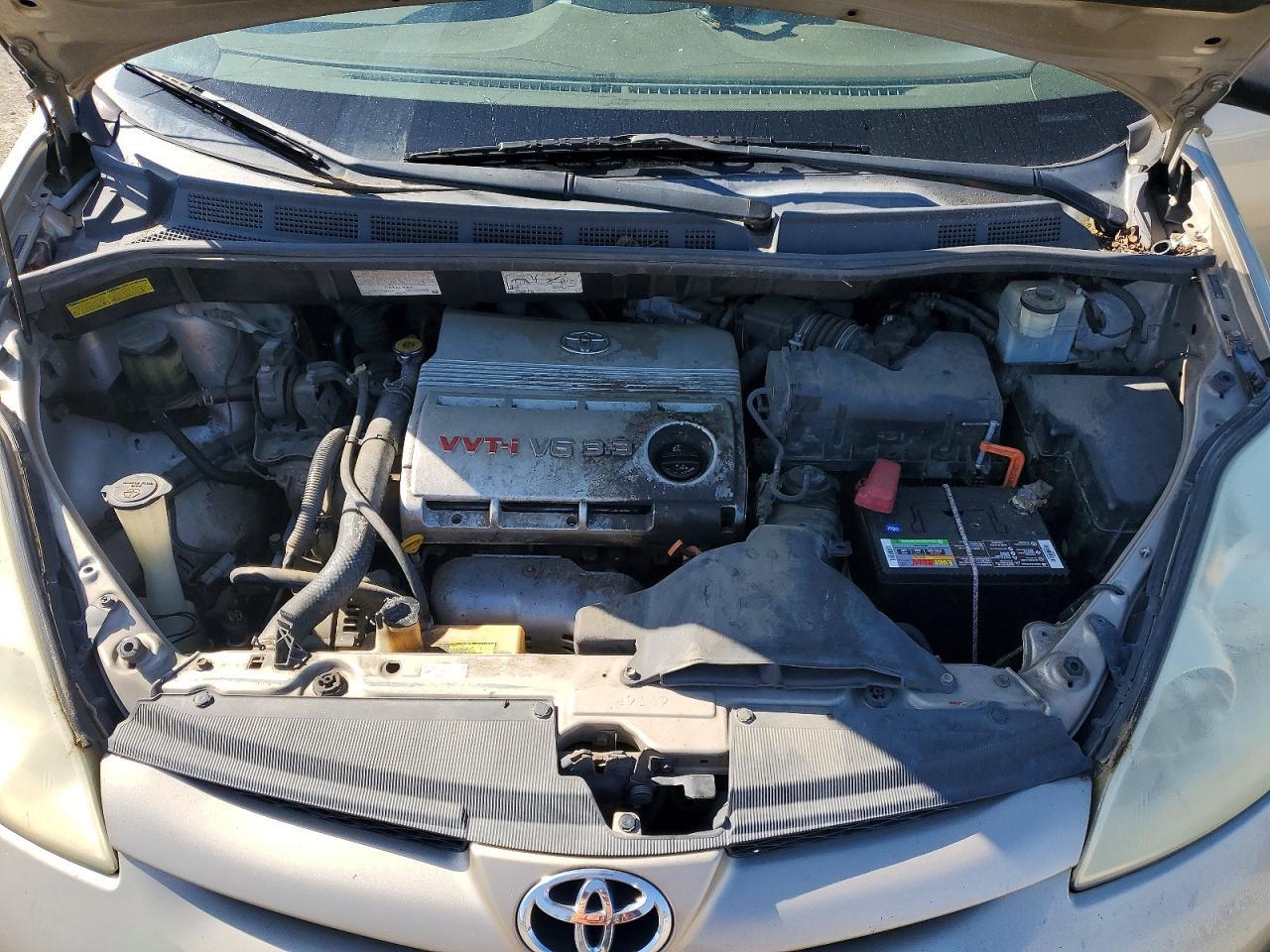 2006 TOYOTA SIENNA