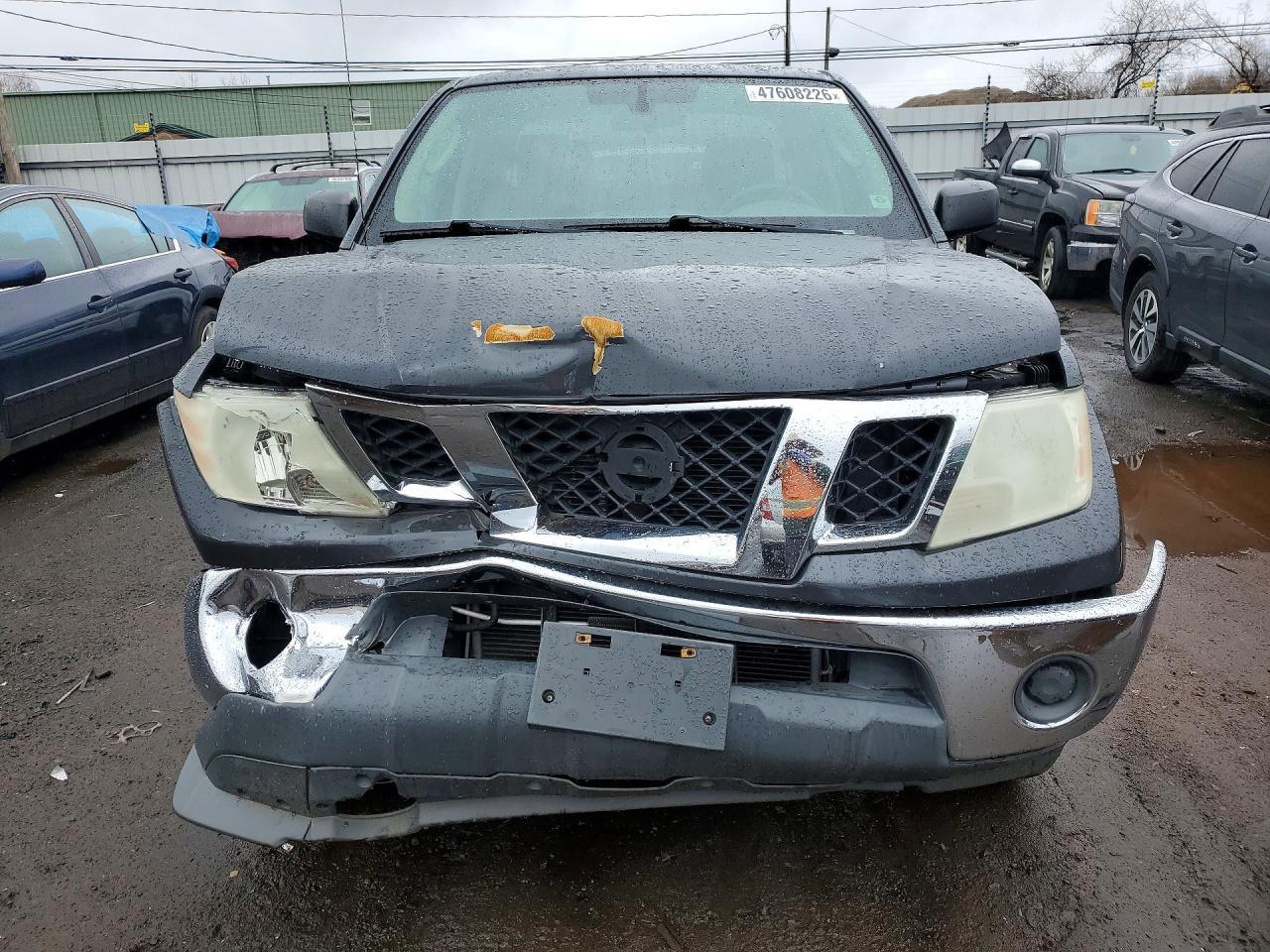 2011 NISSAN Frontier