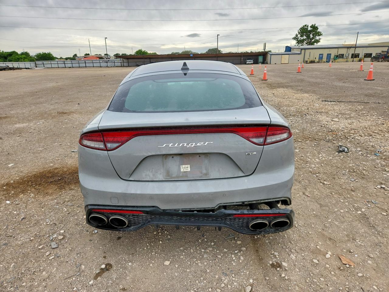 2023 KIA Stinger