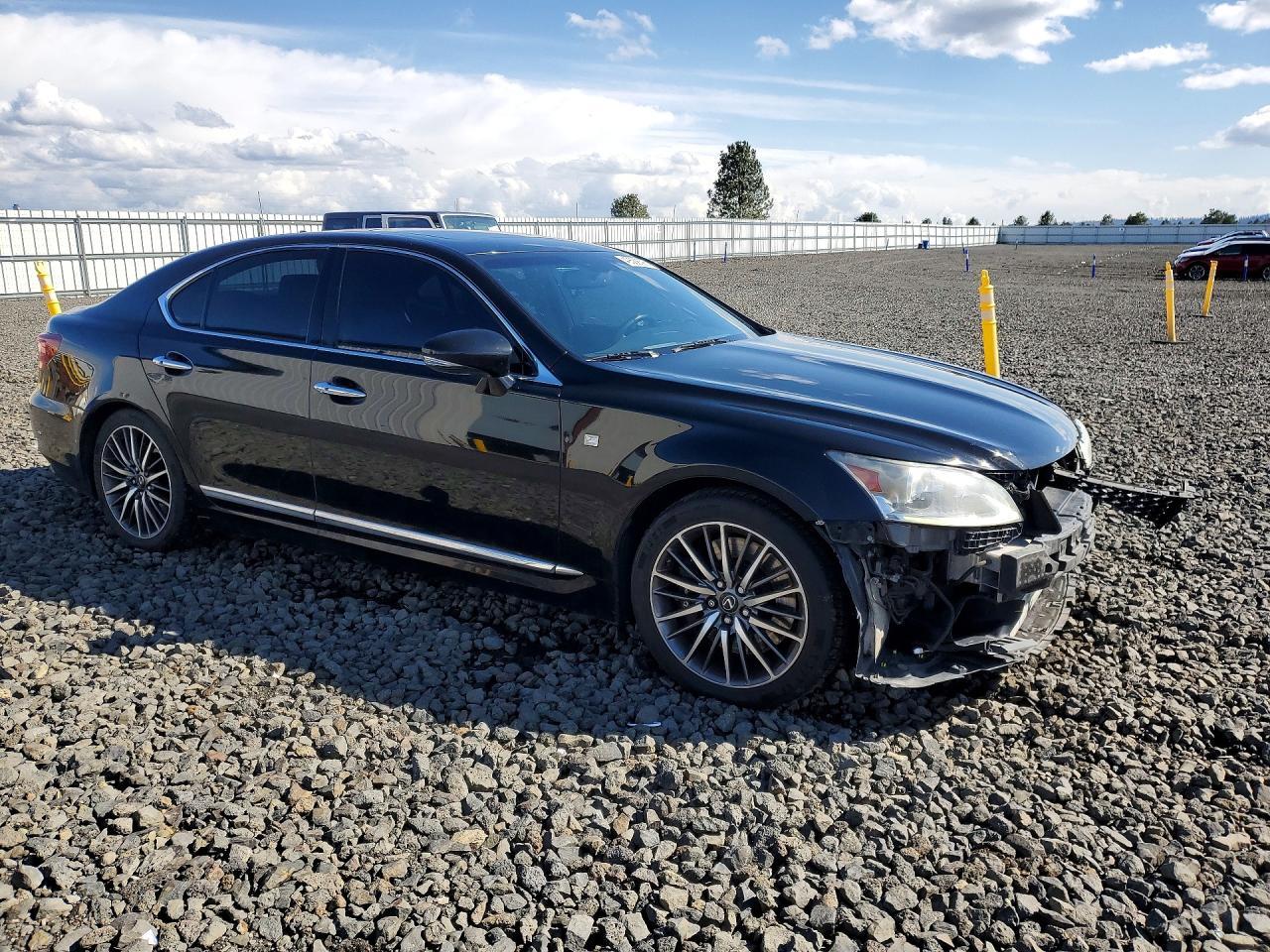 2013 LEXUS LS 460