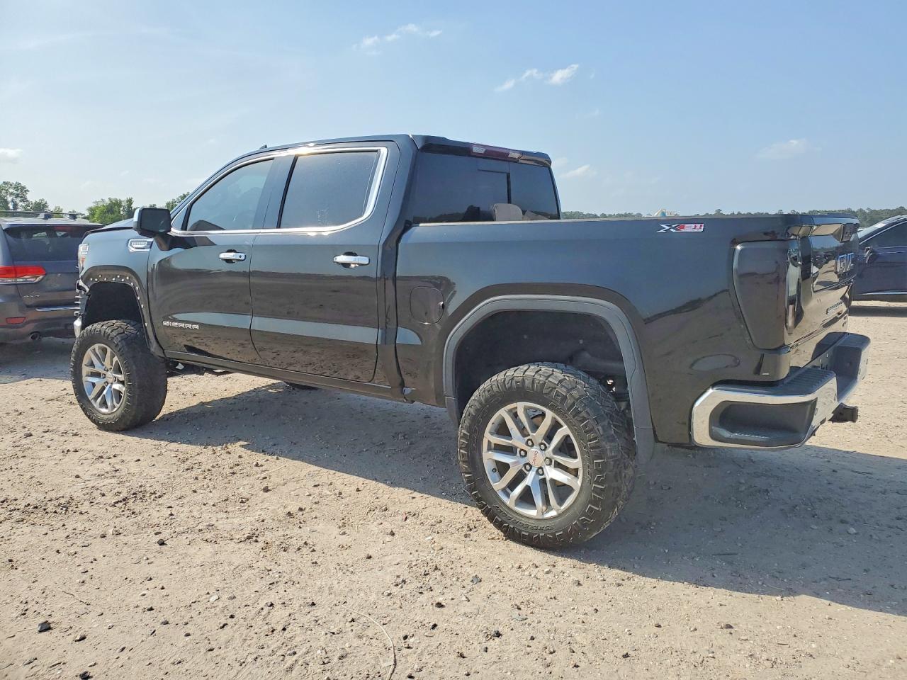 2022 GMC Sierra