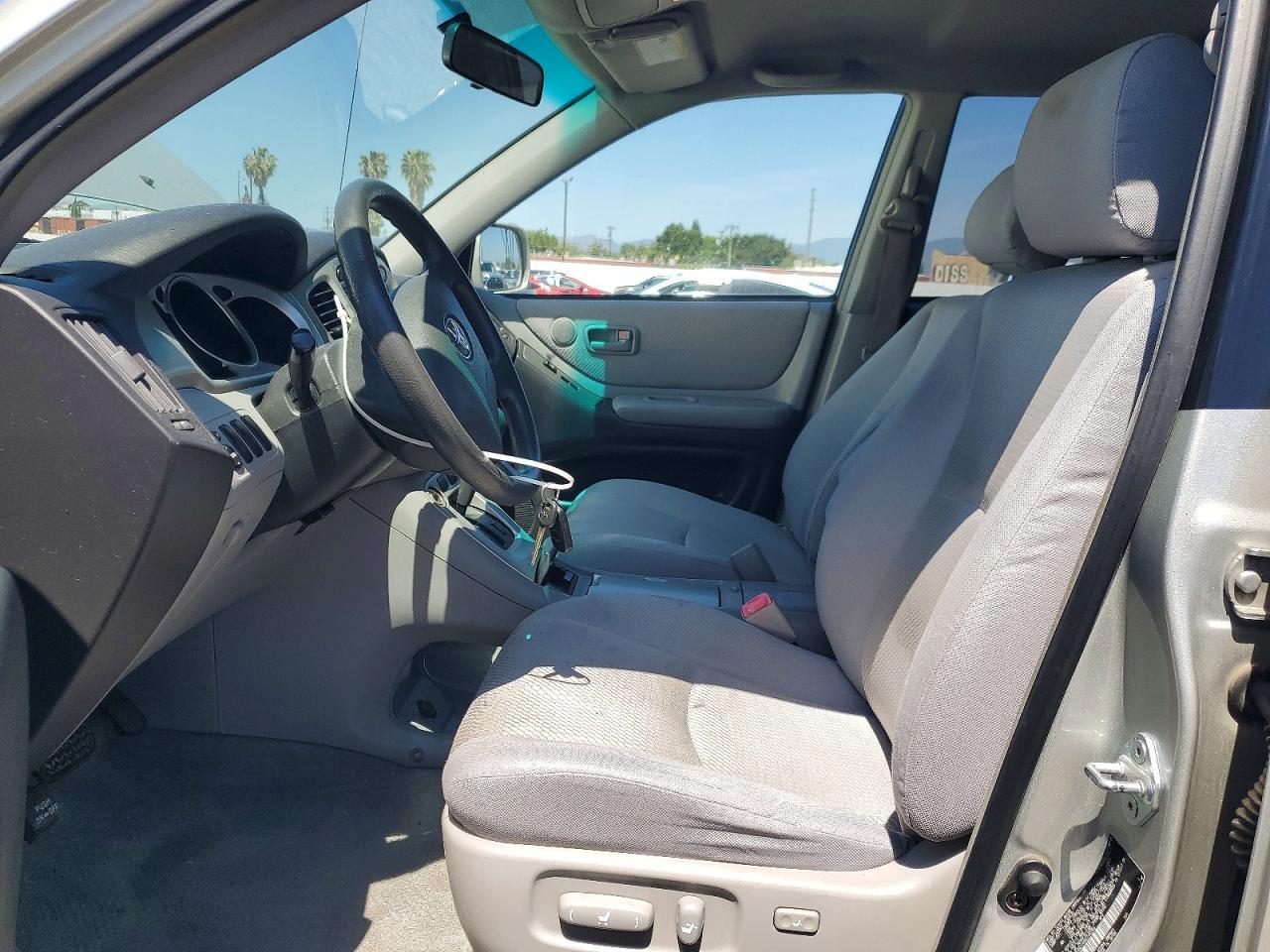 2006 TOYOTA HIGHLANDER