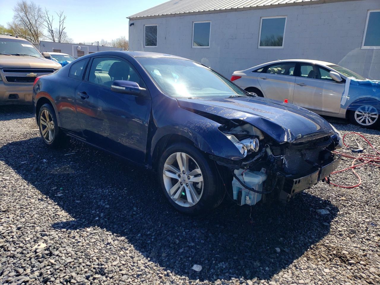 2010 NISSAN ALTIMA