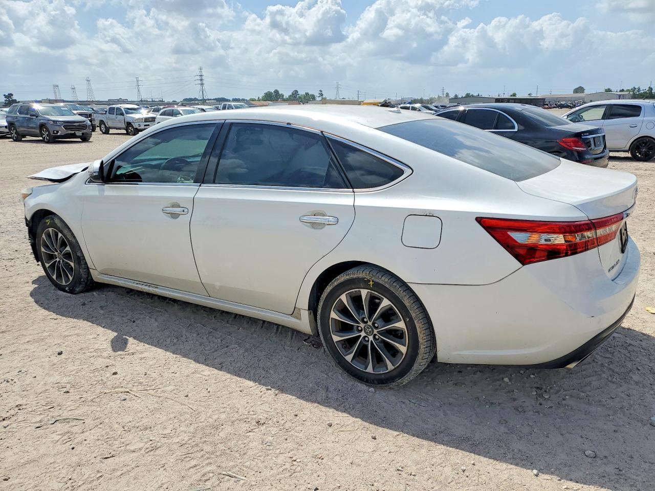 2016 TOYOTA Avalon