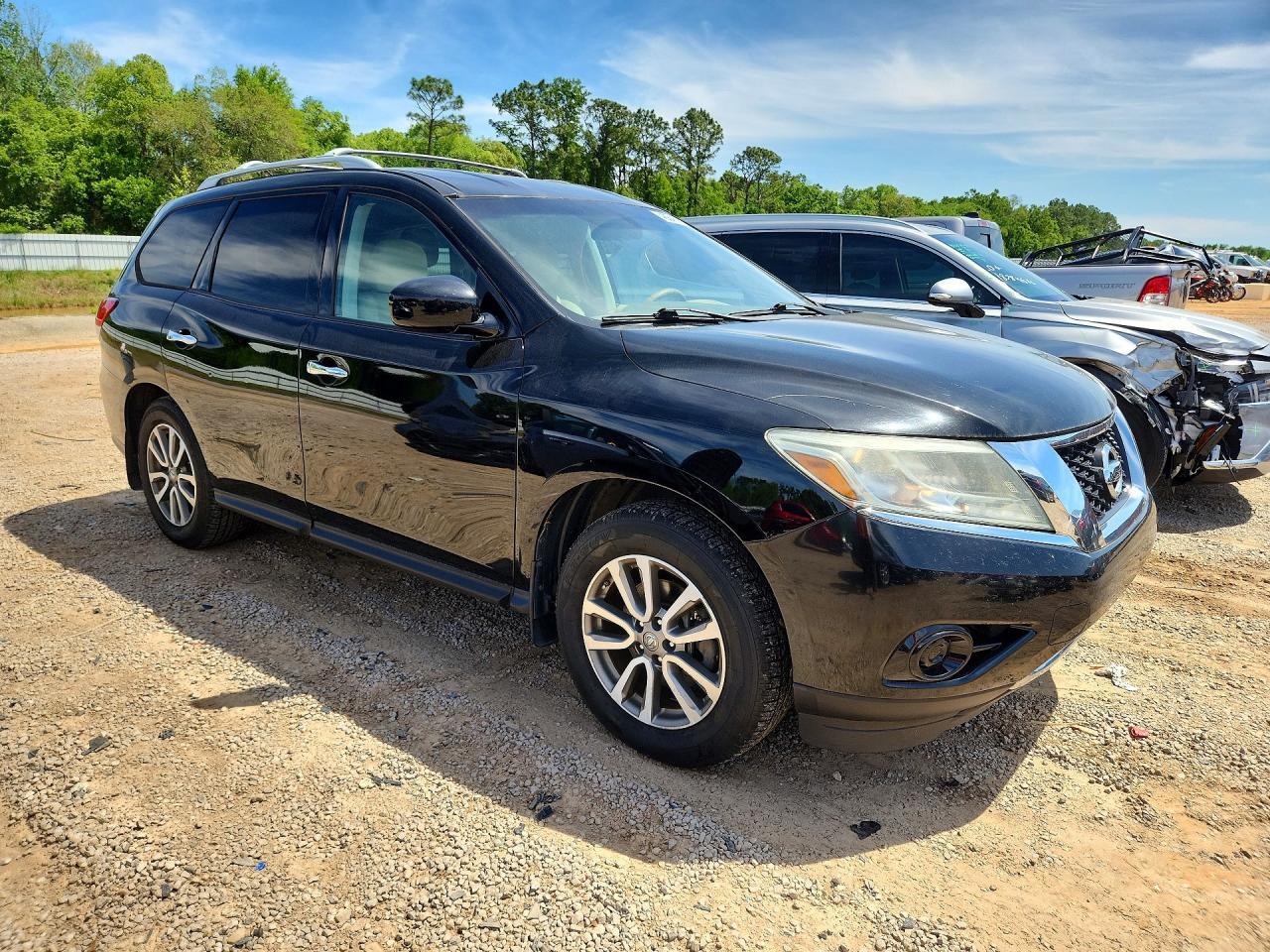 2014 NISSAN PATHFINDER
