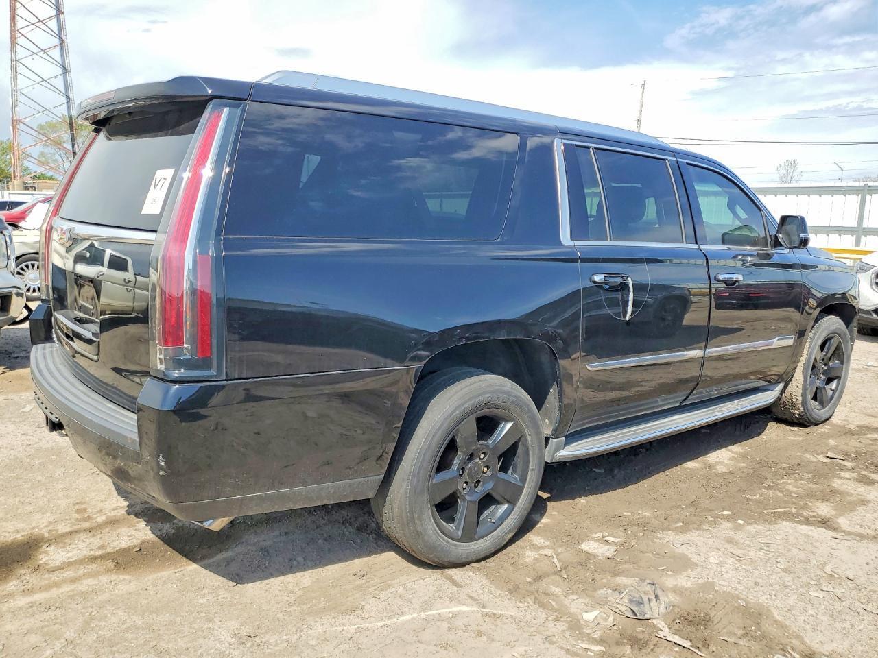 2016 CADILLAC Escalade ESV
