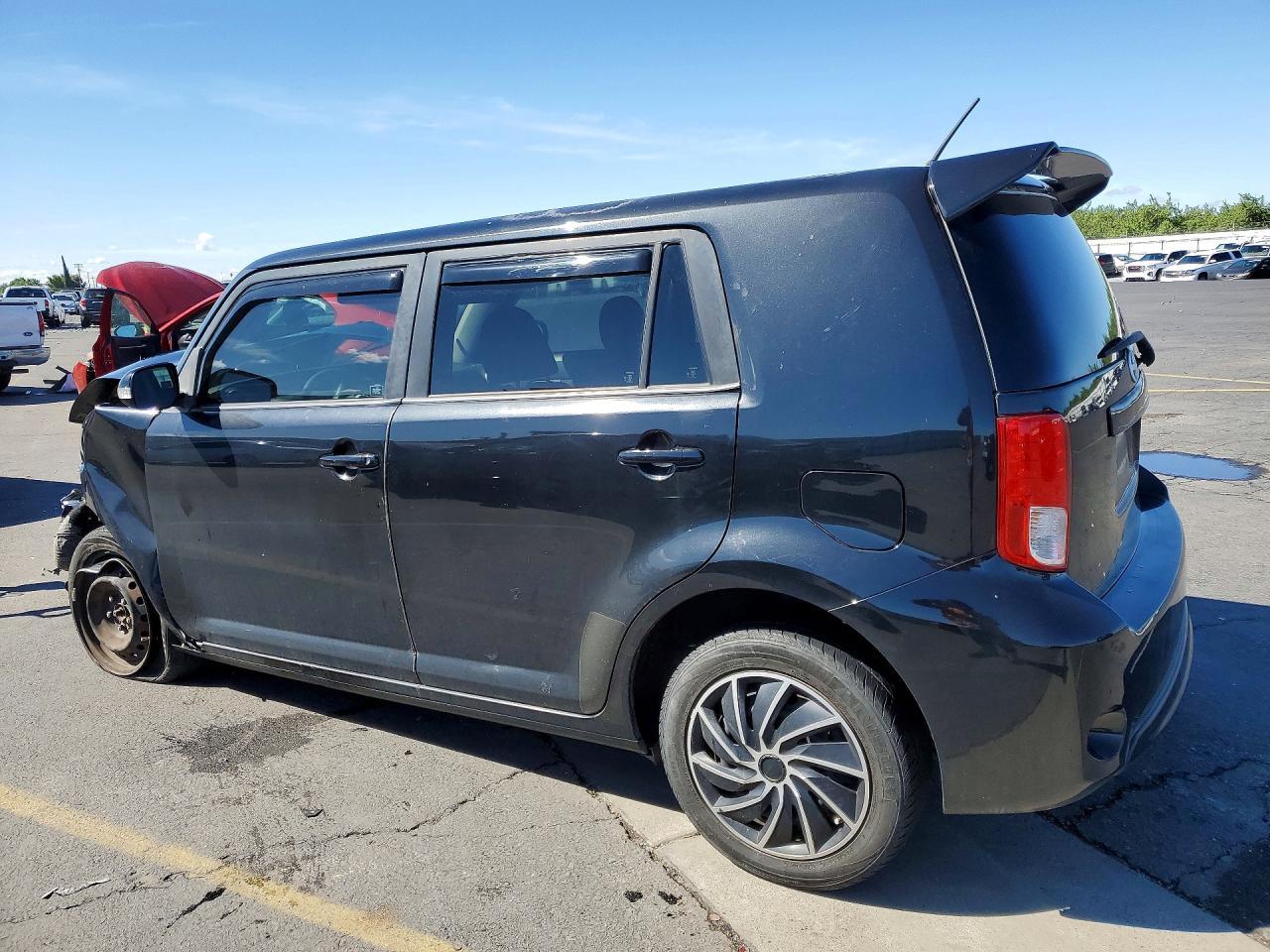2014 SCION xB