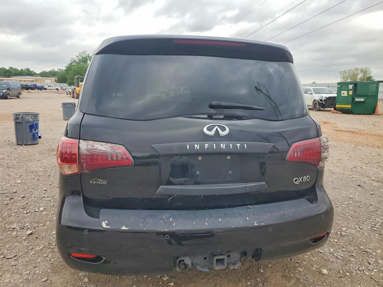 2016 INFINITI QX80