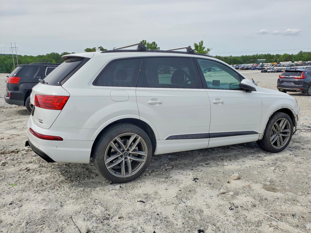 2018 AUDI Q7