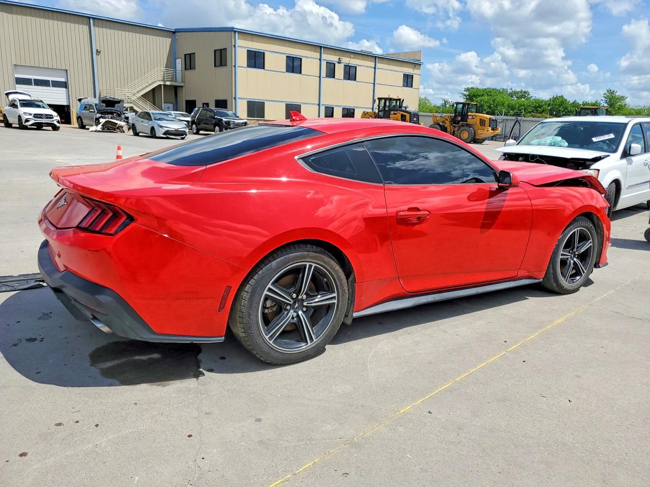 2024 FORD MUSTANG