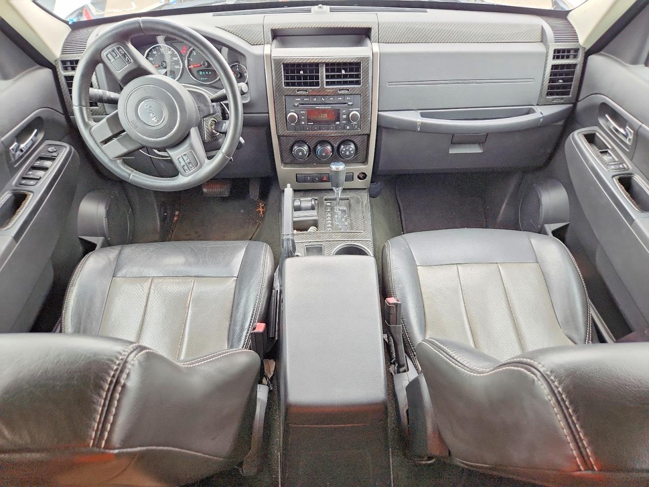2012 JEEP Liberty