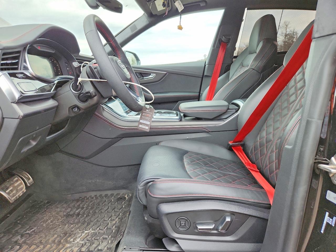 2025 AUDI SQ8