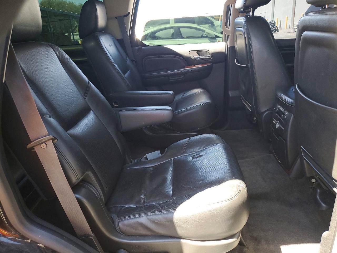 2013 CADILLAC ESCALADE