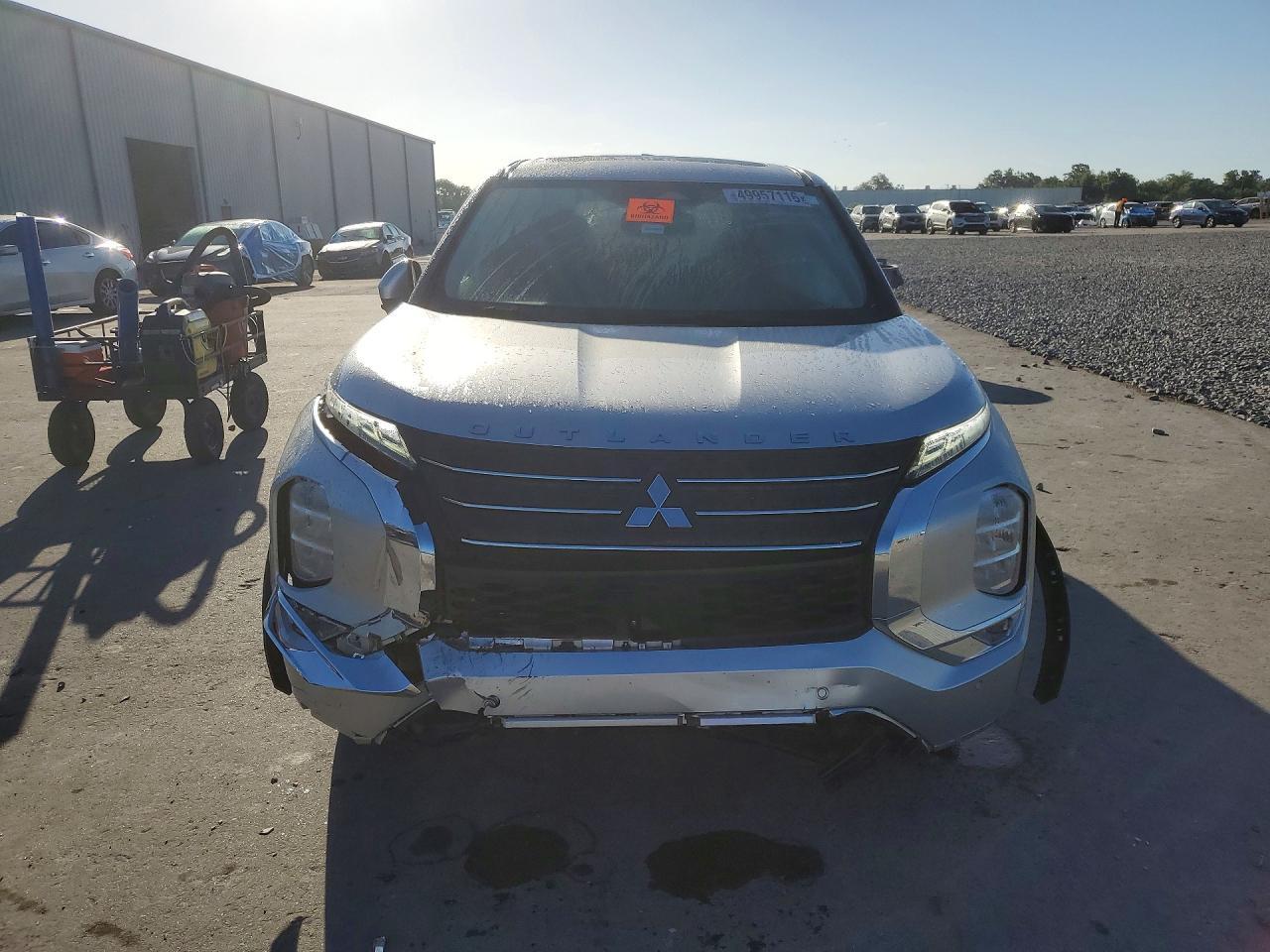 2024 MITSUBISHI outlander