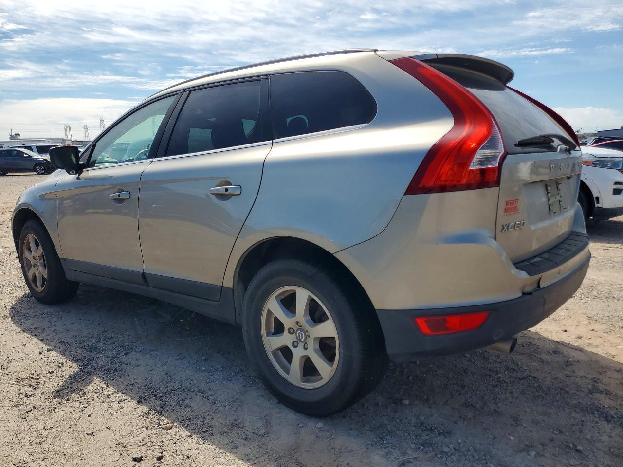 2012 VOLVO XC60