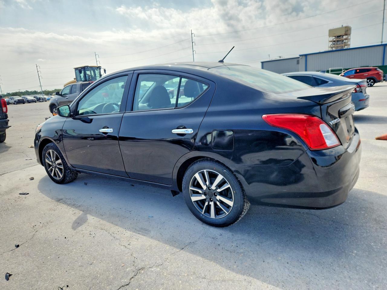 2019 NISSAN VERSA