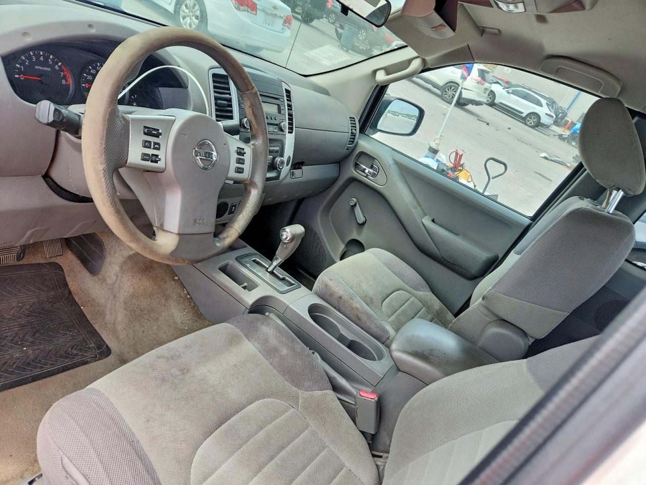 2014 NISSAN Frontier