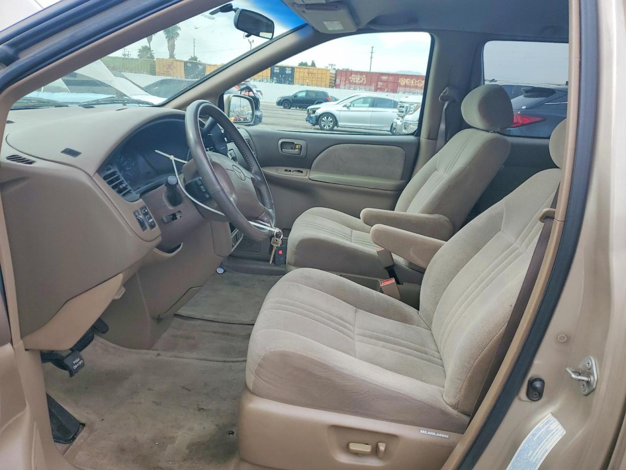 2003 TOYOTA SIENNA