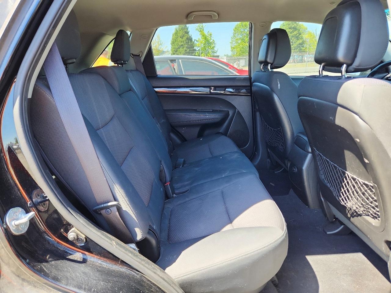 2011 KIA SORENTO