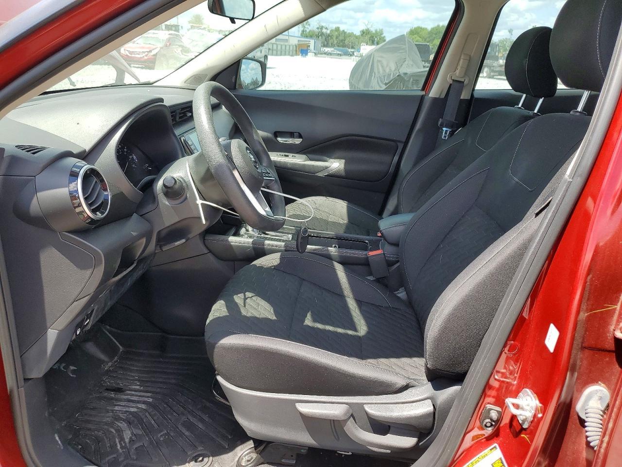 2021 NISSAN KICKS