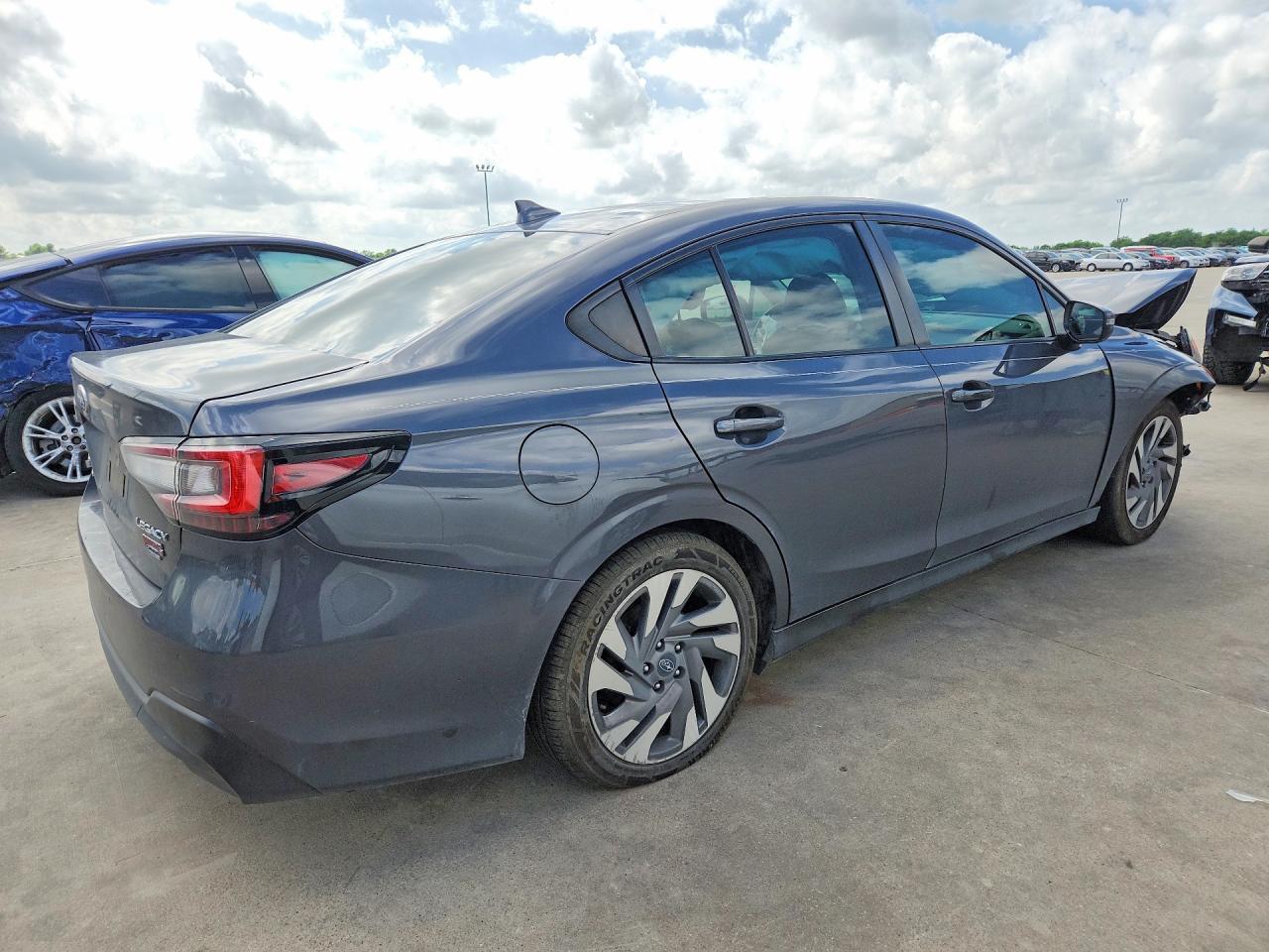 2023 SUBARU Legacy