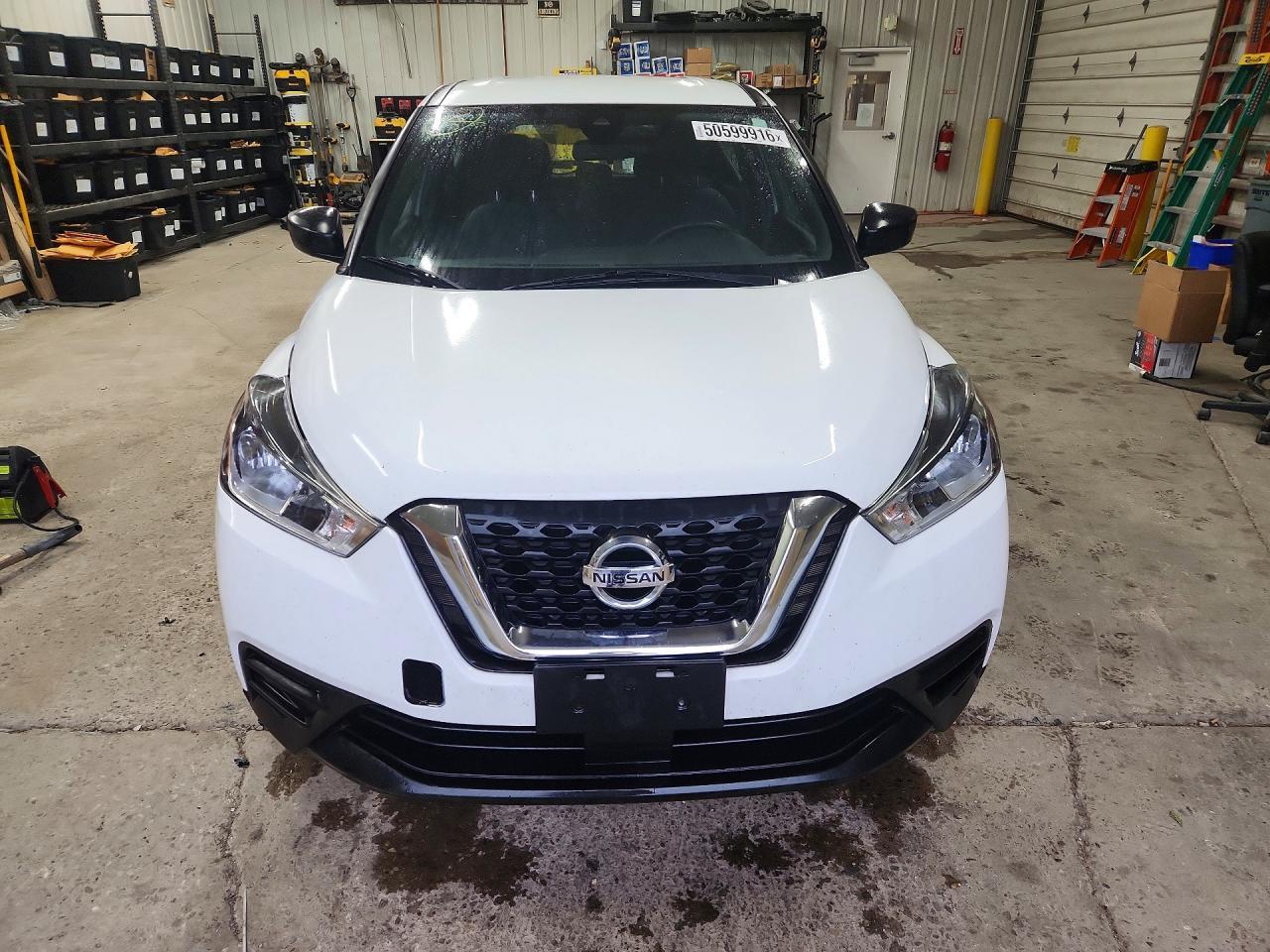 2020 NISSAN KICKS