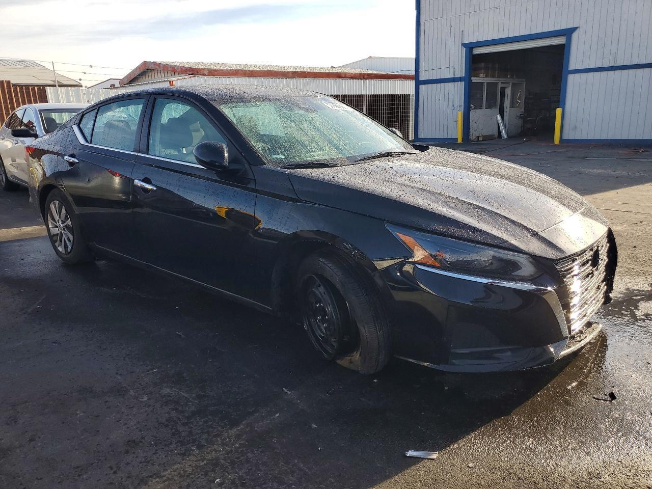 2023 NISSAN ALTIMA