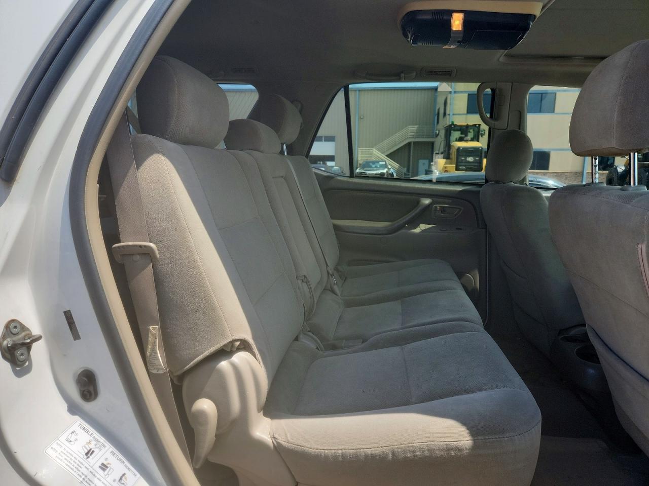 2005 TOYOTA Sequoia